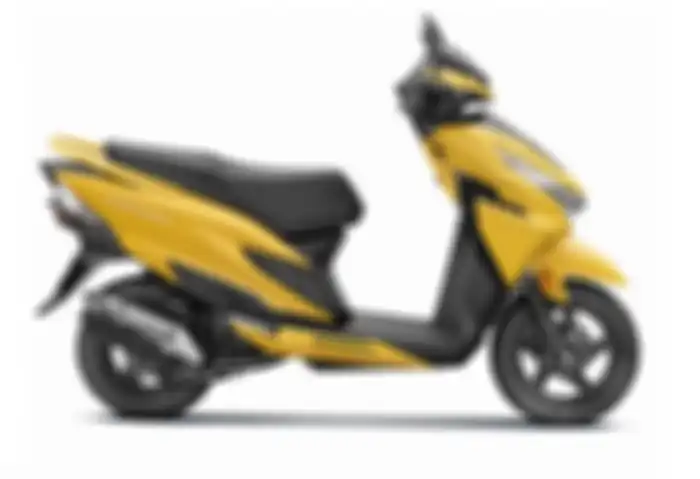 Honda Grazia 125, tampak samping