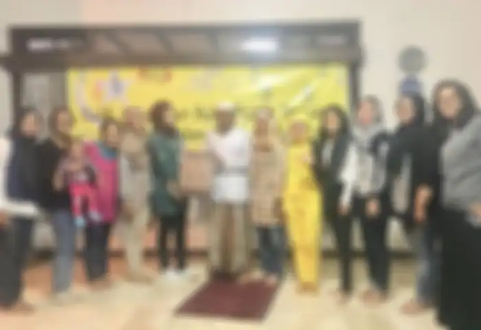 Santunan yang diberikan keluarga besar IBLBC