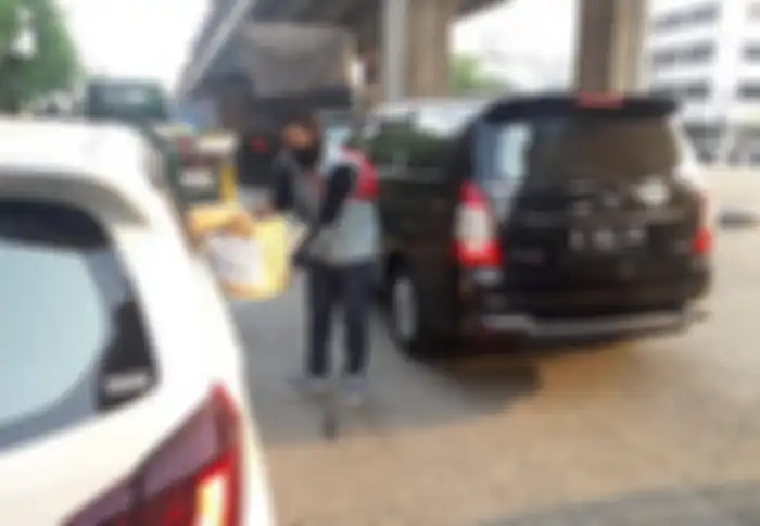 Member ARCI Jakarta Chapter turun ke jalan.