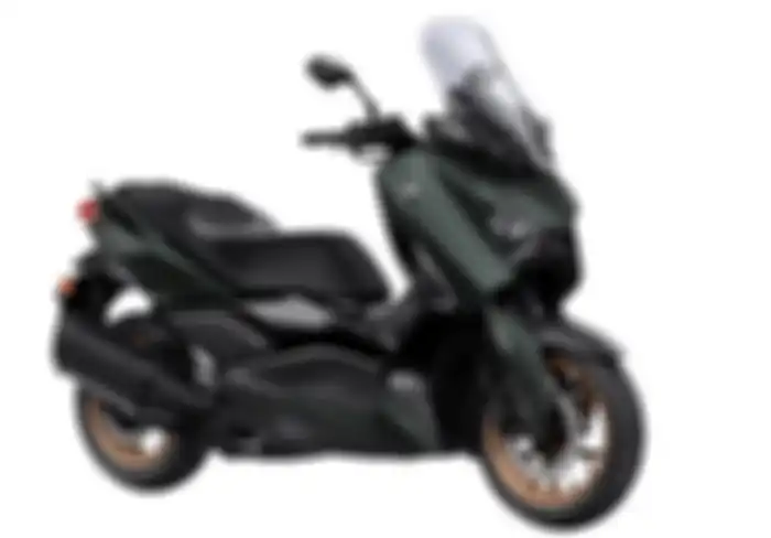 Mirip bajaj harga mobil listrik OEM Rp 45 jutaan lebih murah dari motor matic Yamaha XMAX Connected yang dibanderol Rp 66 jutaan.
