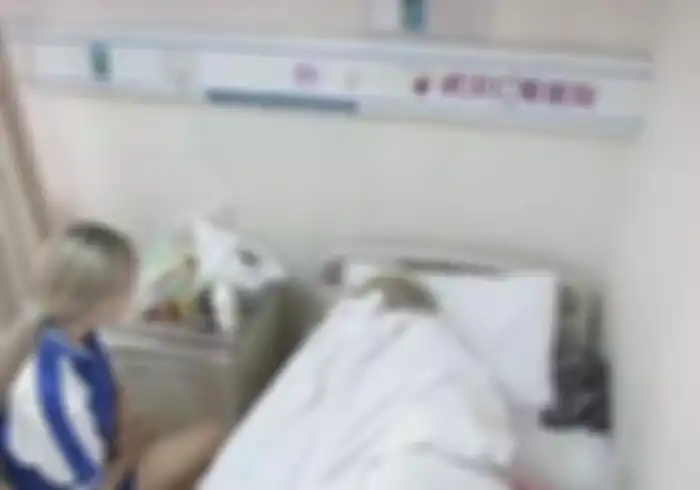Gadis di China sakit dan dirawat di RS gara-gara hanya berganti celana dalam sebulan sekali. 