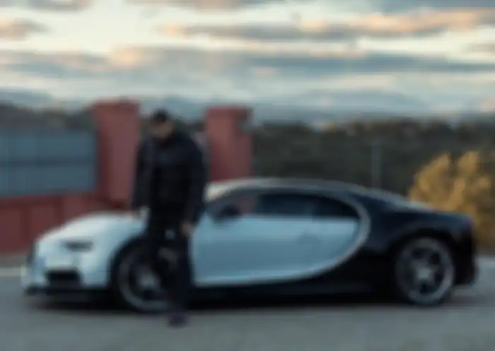 Mobil mewah Bugatti Chiron milik Karim Benzema harganya setara 1.500 motor matic Yamaha NMAX.