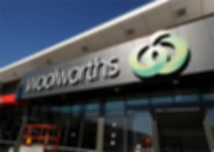 Woolworths, supermarket tempat Riley Day bekerja untuk membiayai perjalanannya ke Olimpiade Tokyo 2020.  Foto Riley Day, pelari Australia ini viral. 