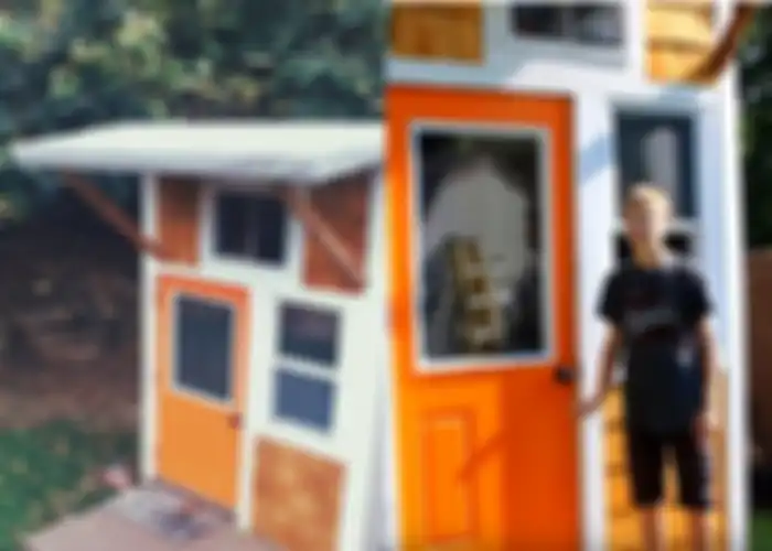 Punya Rumah Mungil 27 Meter Persegi, Siapa Sangka Bocah 13 Tahun Ini Berhasil Membangunnya dengan Uang Sendiri