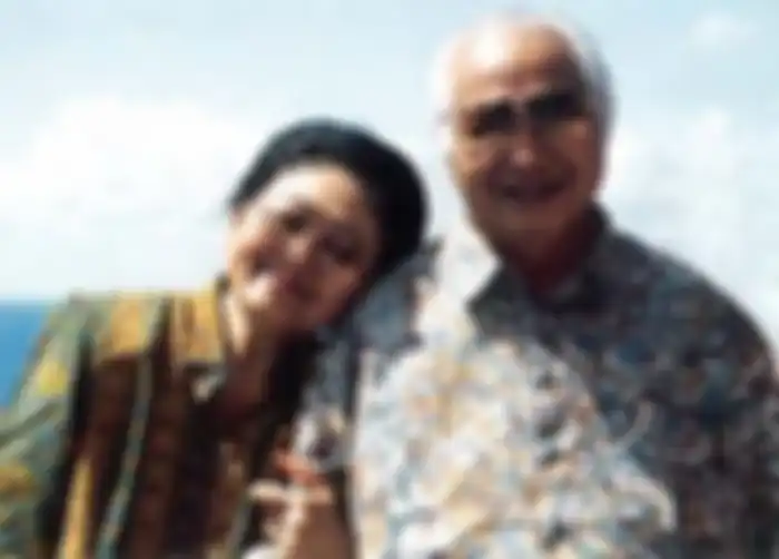 Presiden RI ke-2 Soeharto dan bu Tien.