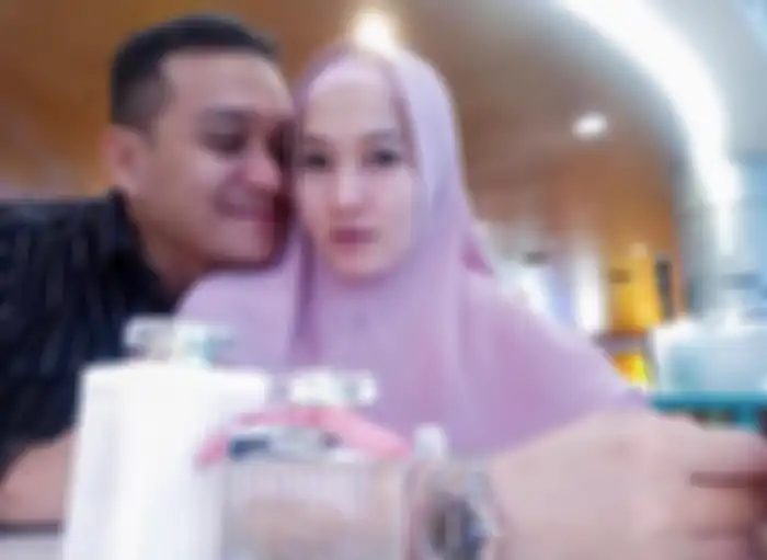 Cerai Dari Bintang Film Panas Hingga Disebut Pelakor, Lyra Virna Kini Tinggali Rumah Mewah nan Megah! Ruang Makannya Wow