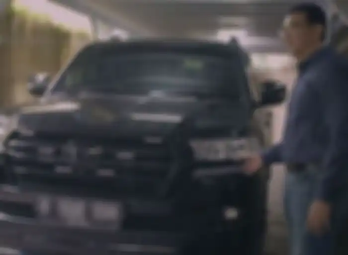 Garasi mobil yang ada di rumah Ahok