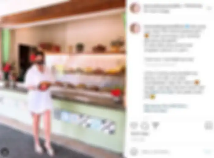 warung makan Teh Manis milik Tamara Bleszynski