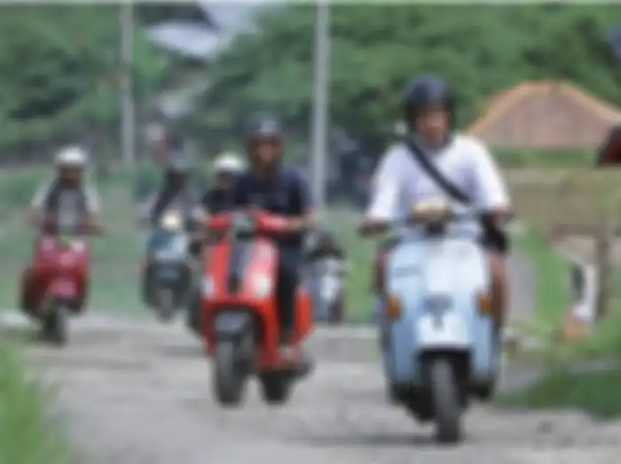 IPONE OIL Mulai Lirik Komunitas Scooter.