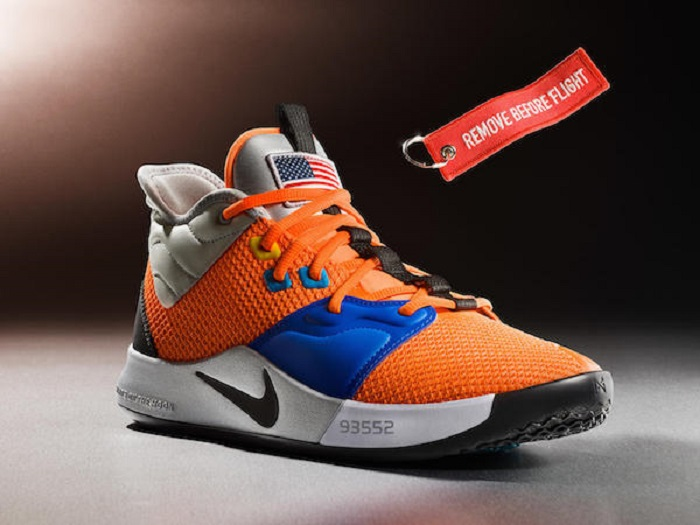 Sneakers Nike PG3 NASA
