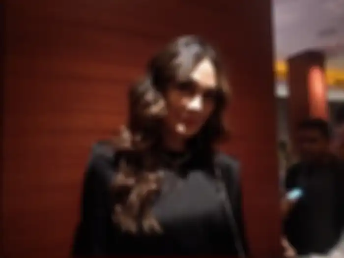Luna Maya Saat gala premiere ‘Rumah Kentang’ di Plaza Indonesia XXI, Jumat (15/11/2019).