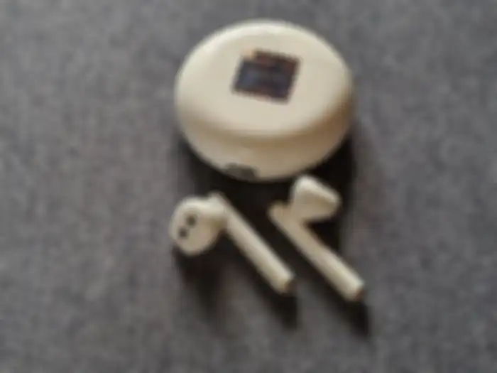 Desain Huawei FreeBuds 3 mirip dengan Airpods keluaran Apple
