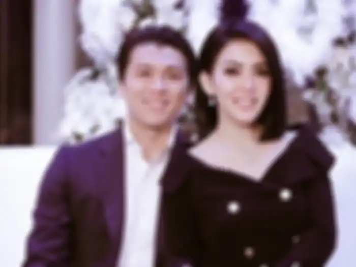 Syahrini dan Reino Barack