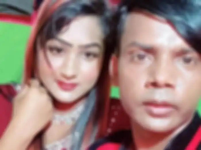 Kemesraan Hero Alom dan Nusrat