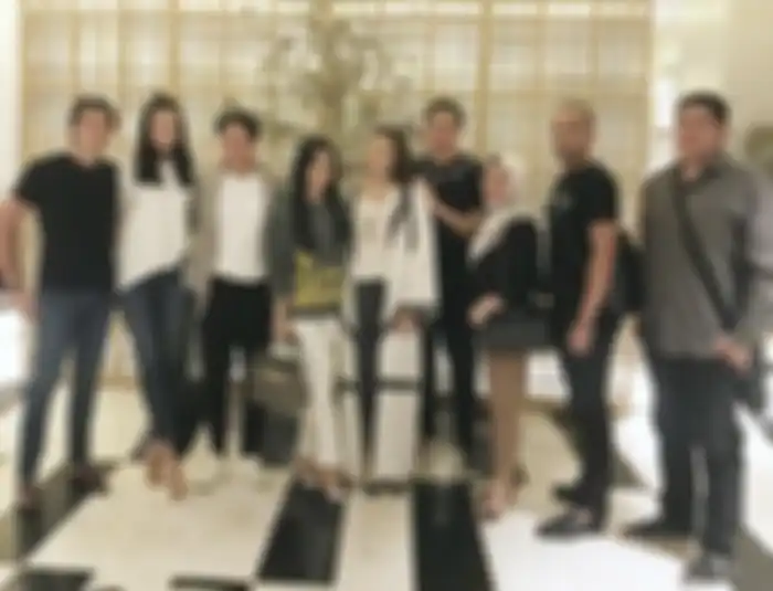 Momen kebersamaan Syahrini dengan Luna Maya dan Reino Barack