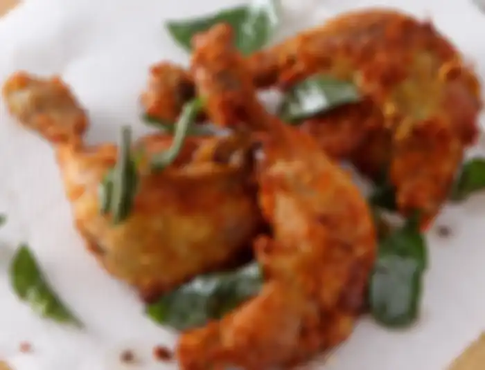 Ayam Goreng Kuning Aroma Daun Jeruk