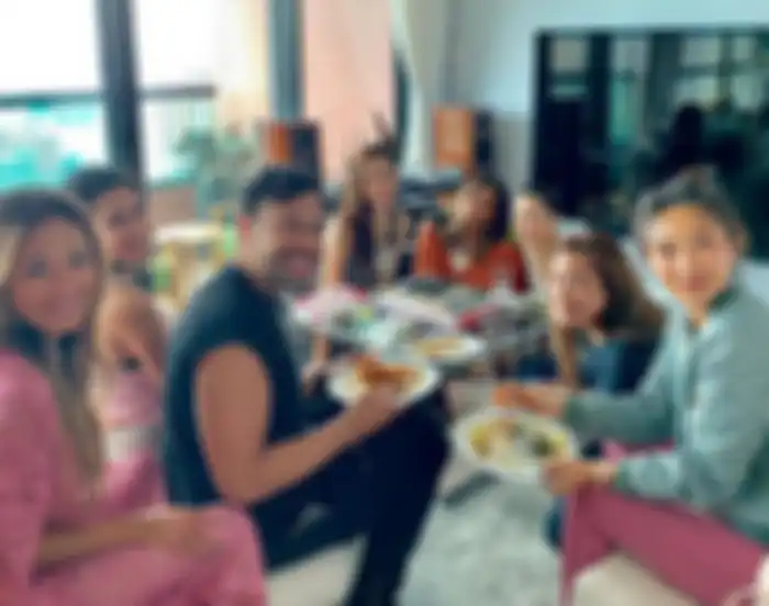 Ruang TV di apartemen milik Shanty Paredes.