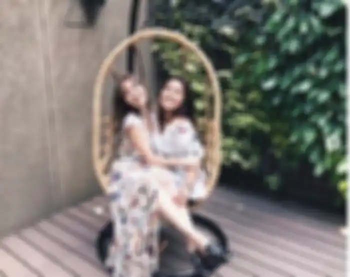 Sri Devi dan Gisella Anastasia