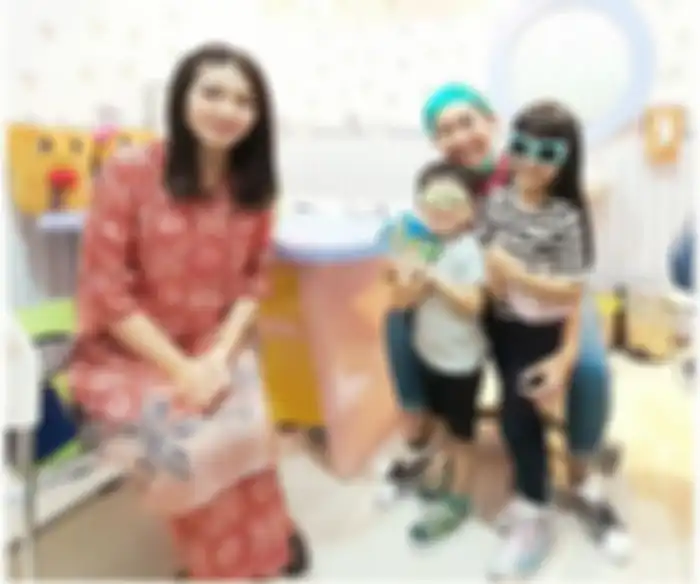 Penampilan sederhana Selvi Ananda
