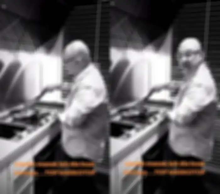 Irwan Mussry saat memasakkan menu ini untuk sang istri