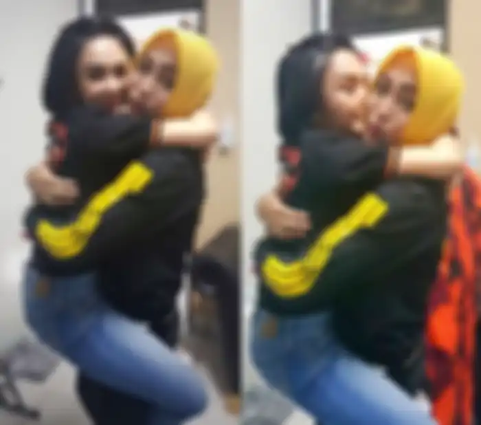 Yuni Shara dan Angelina Sondakh