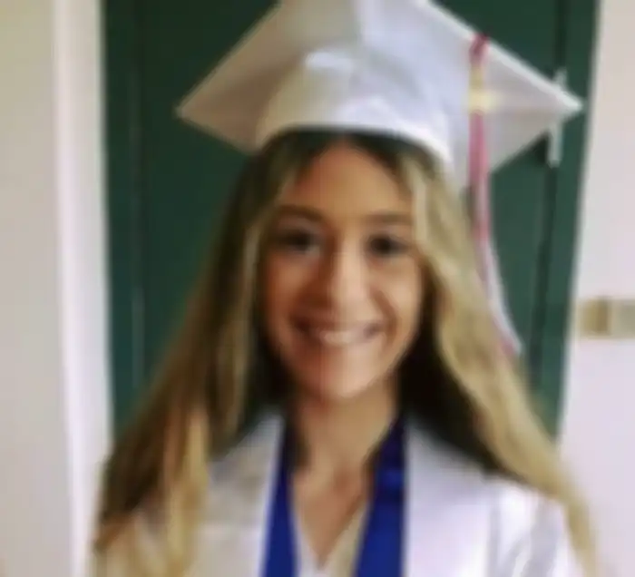 Samantha Parrotte, menjalani wisuda di rumah sakit