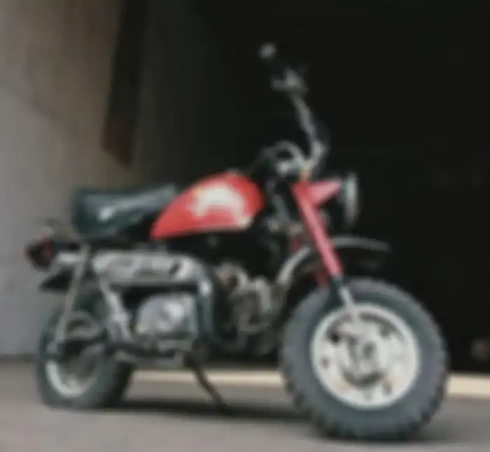 Honda Monkey Z50J dilelang Bea Cukai Tanjung Priok. 