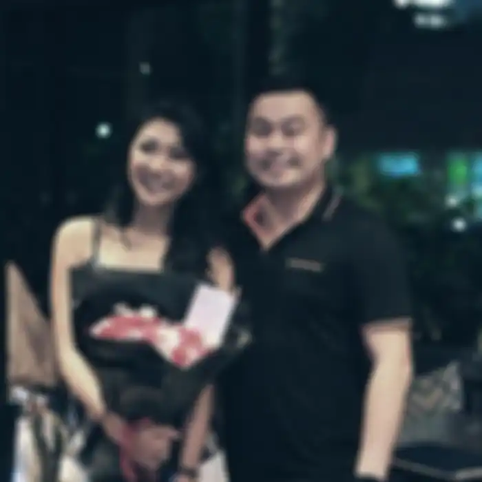 Theresa Wienathan dan kekasihnya