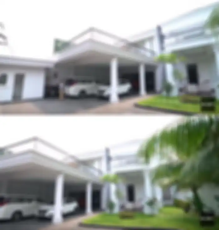 Rumah mewah Iis Dahlia 