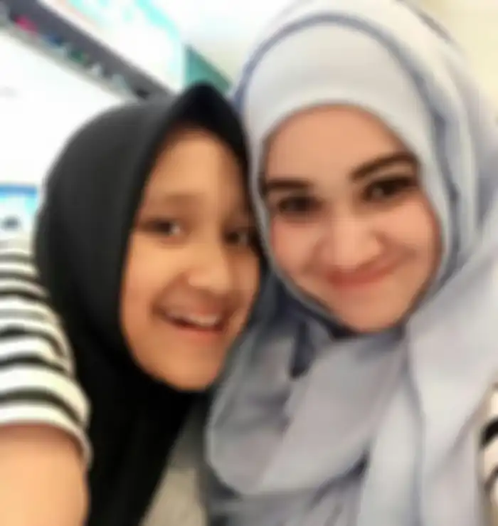 mantan istri Habib Usman bin Yahya, Ria Ratu