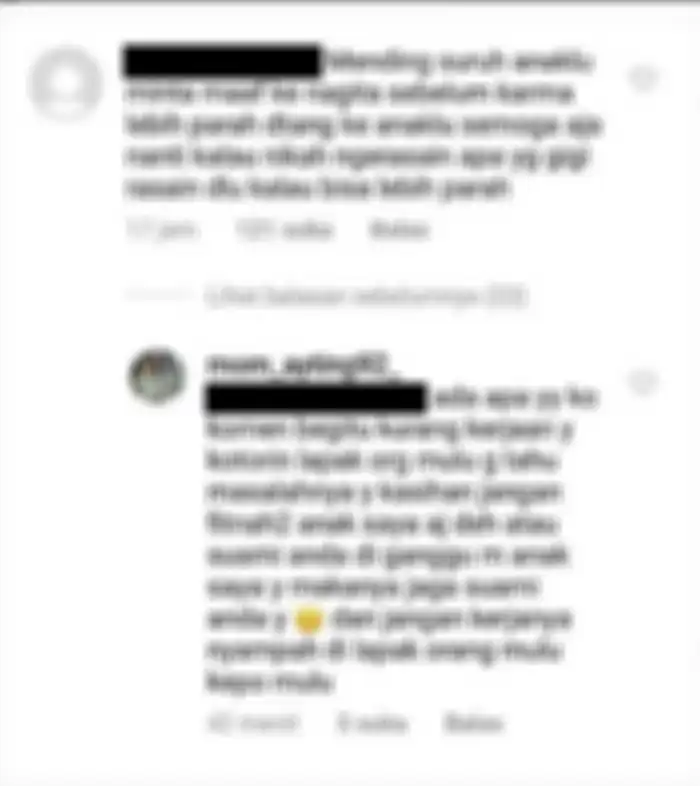 Balasan Umi Kalsum pada netizen yang mengait-kaitkan insiden Nagita Slavina turun panggung dengan Ayu Ting Ting