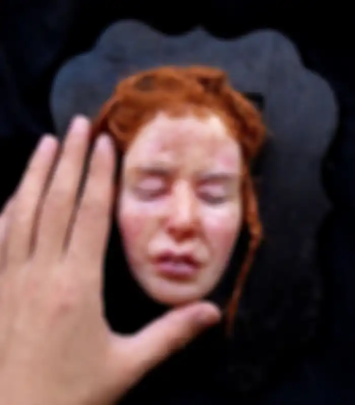 Kerajinan tangan realistis