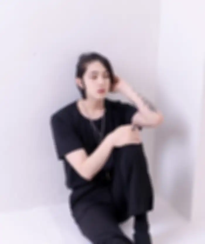 back dancer Chungha 