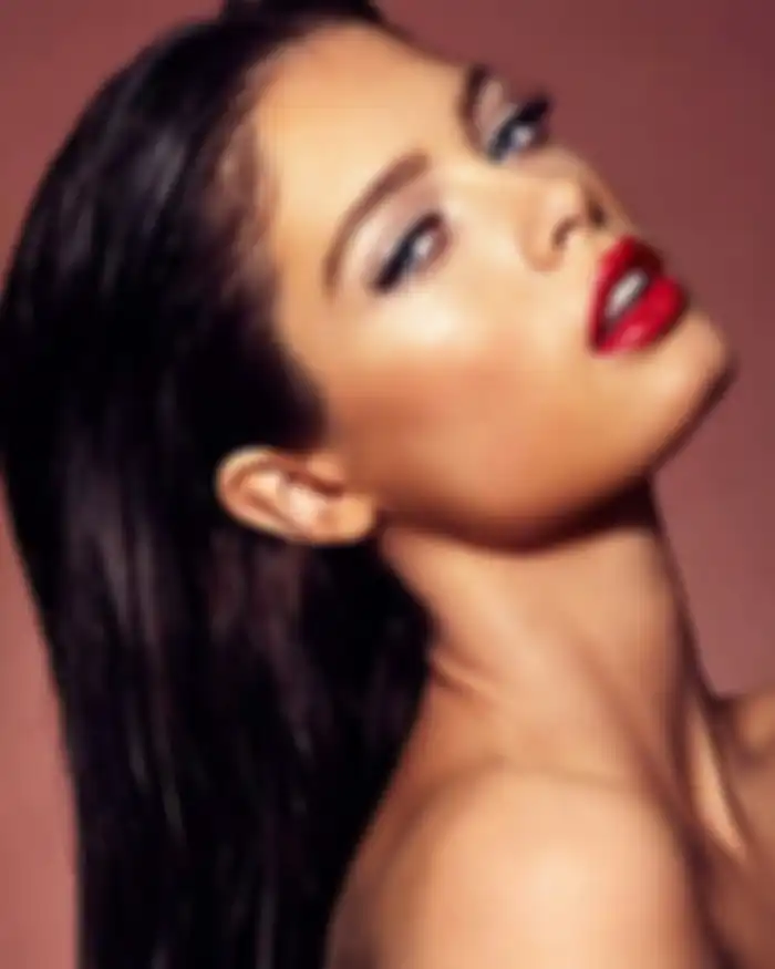 Sandrah Hellberg eyeshadow silver