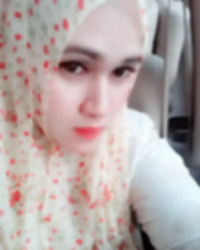 mantan istri Habib Usman bin Yahya, Ria Tatu