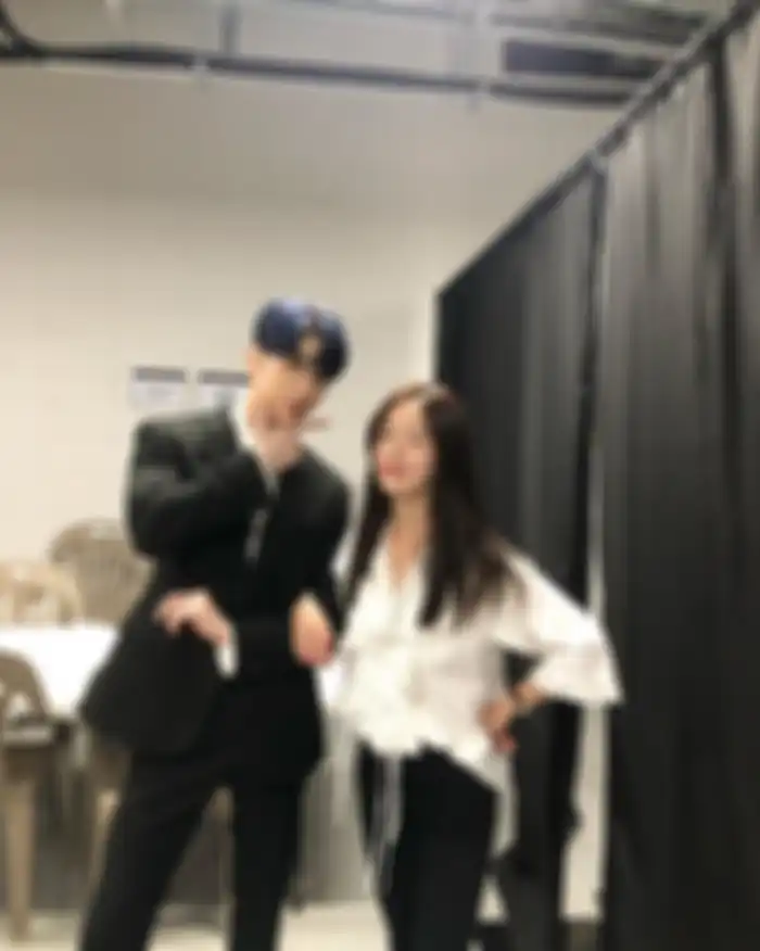 Han Sung Hwa mendukung X1