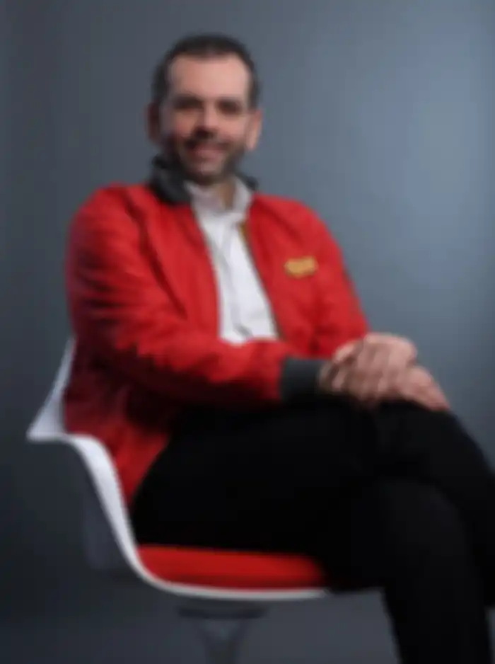 CEO Indosat Ahmad Al-Neama