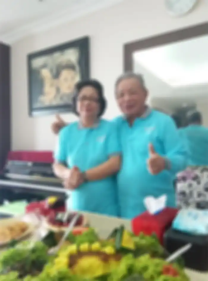 Lukisan Angelina Sondakh dan Keanu Massaid terpampang di rumah Lucky Sondakh