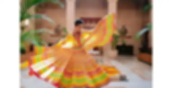 Outfit India Priyanka Chopra