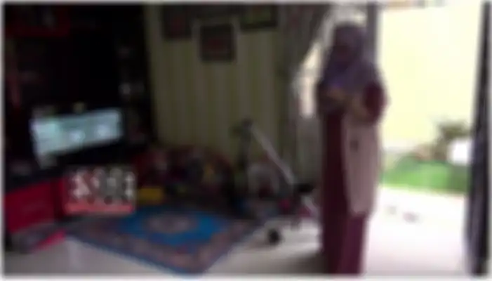 Ruang keluarga rumah Okie Agustina dan Gunawan Dwi Cahyo di Bogor