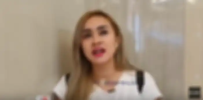 Lia Ladysta buka suara soal kabar pernikahan Syahrini dan Pak Haji