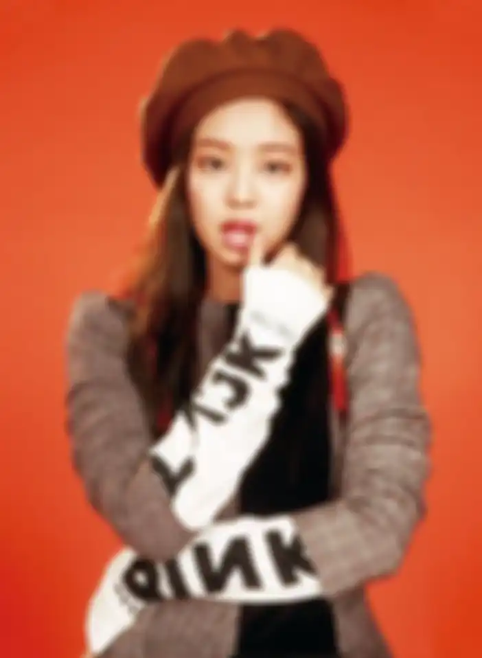 Jennie BLACKPINK beret hat