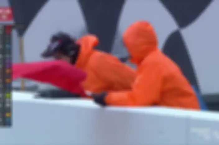 Red Flag berkibar di Practice MotoGP Jerman 2024.