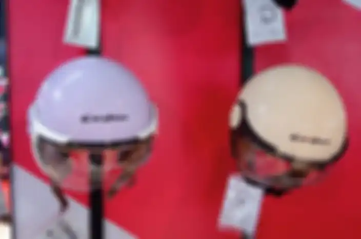 Helm Cargloss YRH Hijab.