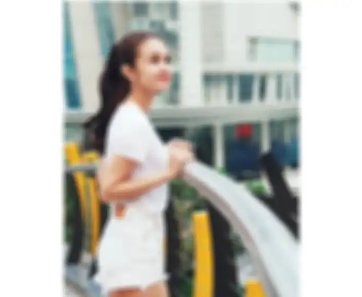Outfit putih Michelle Ziudith