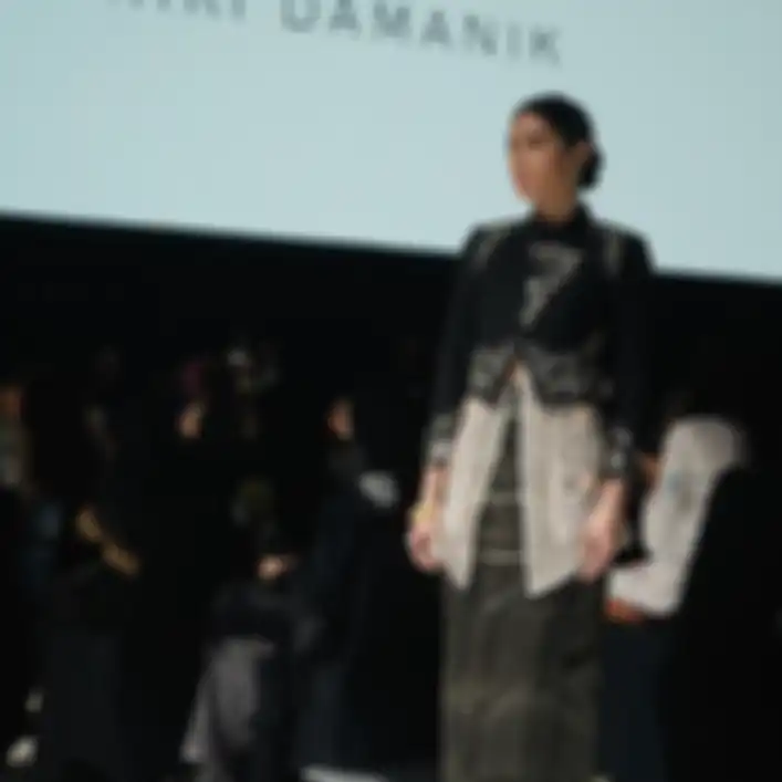 Koleksi Riki Damanik dengan tema Kreasi Wastra Muda & Fresh’ di JF3 2024