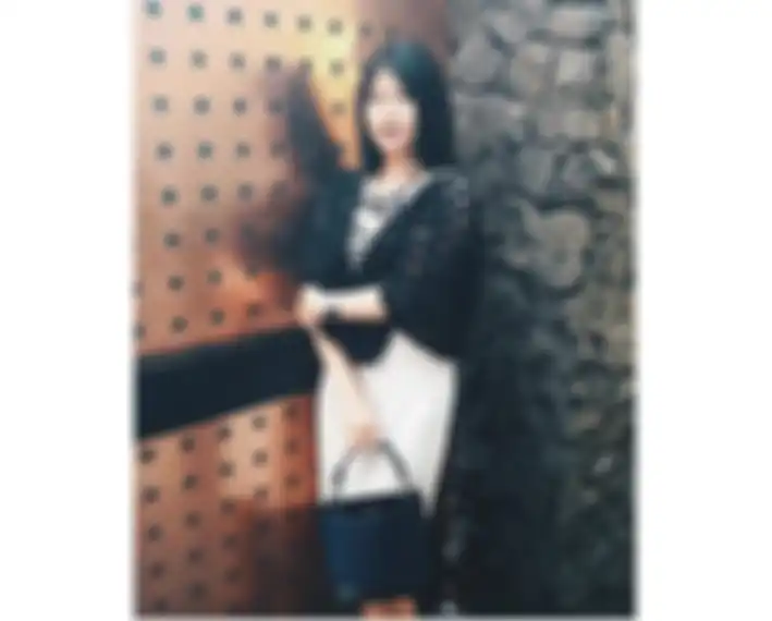Fashion Mitzi Abigail