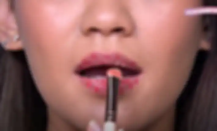 Ombre lips ala TikTok