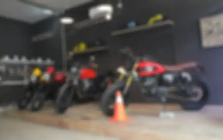 KGC (King Garage Custom Motor).