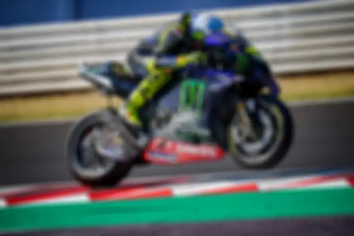 Valentino Rossi ogah dikerdilkan dari persaingan memperebutkan titel juara dunia MotoGP musim ini. Valentino Rossi sesumbar mengerahkan yang terbaik di MotoGP Catalunya 2020 pekan ini
